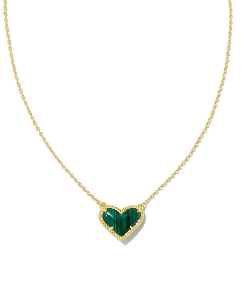 Ari Heart Gold Short Pendant Necklace in Green Malachite