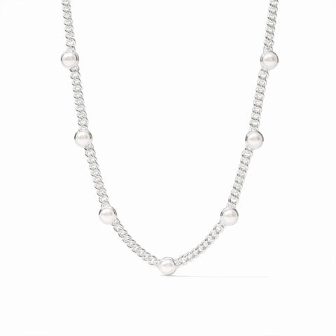 Dolce Delicate Station Silver Necklace in Pearl