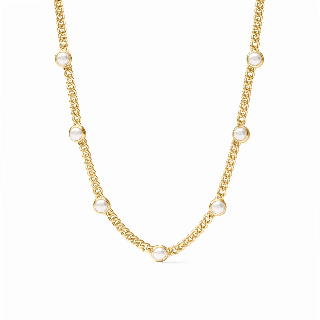 Dolce Delicate Station Gold Necklace in Pearl