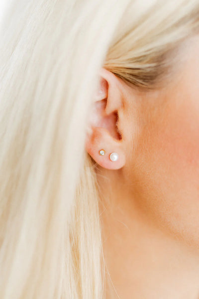 Payton Pearl Gold Flat Back Screw Stud Earrings