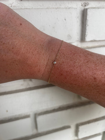 Dainty Single Bezel Diamond Bracelet