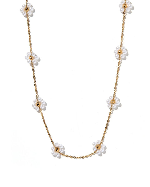 Gracie Flower Necklace - Pearl