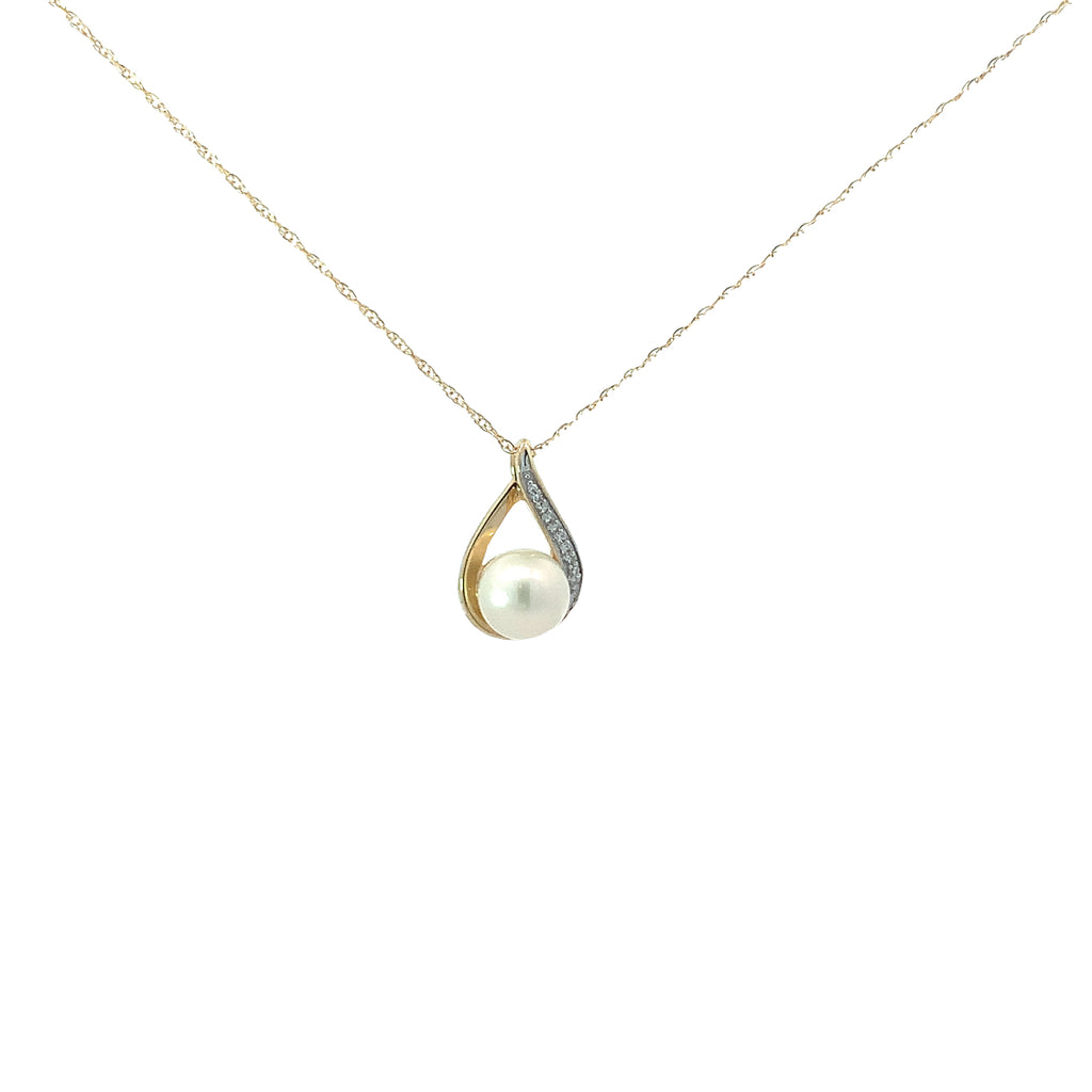 Pearl & Diamond Teardrop Pendant Necklace