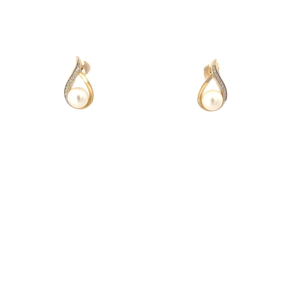 Pearl & Diamond Stud Earrings