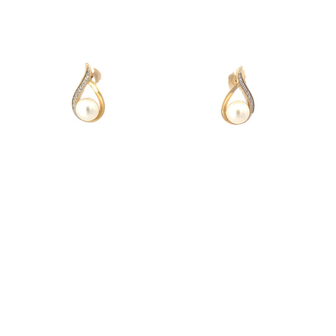 Pearl & Diamond Stud Earrings